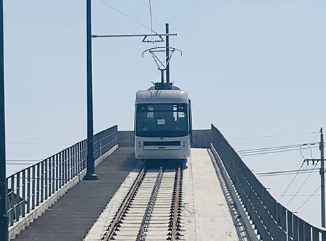 湖南齿轨电车厂家：织就山地风景线